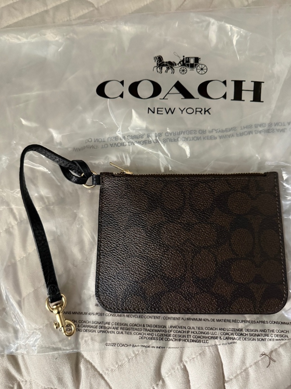 Nwt coach wristlet/pouch